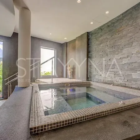 Luxury 2 Bedroom Lägenhet